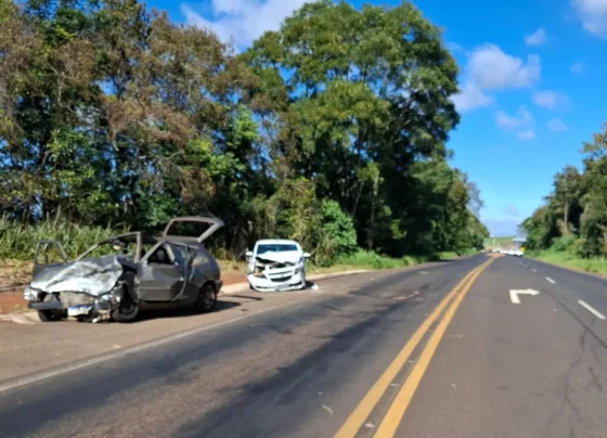 Motorista perde controle, invade pista e causa acidente SC-480 – Imagem: reproduçã/ CBMSC