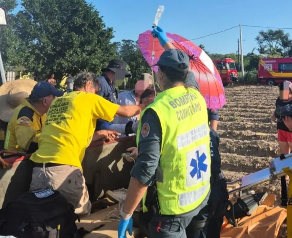 Mulher fica com braço preso em máquina agrícola – Imagem: reprodução/ CBMSC