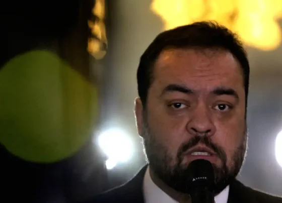 Cláudio Castro (PL) renunciou às vésperas do julgamento de sua cassação pelo TSE