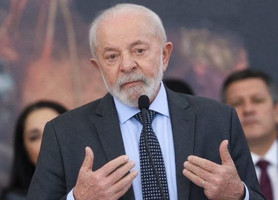 Lula cita Trump e Milei e diz não querer "ajuda de fora" na eleição