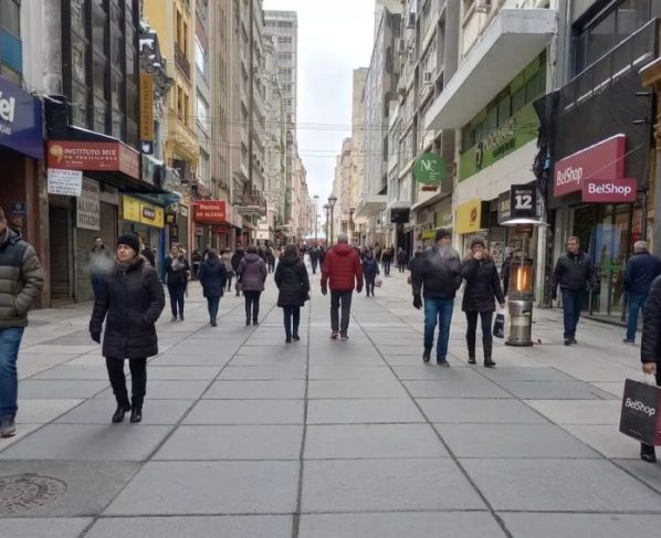 Após temporais e vendavais, onda de frio traz temperaturas negativas e geada de volta ao RS