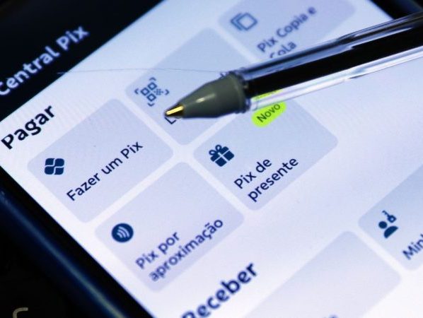 Banco Central estuda interligar Pix com sistemas de outros países