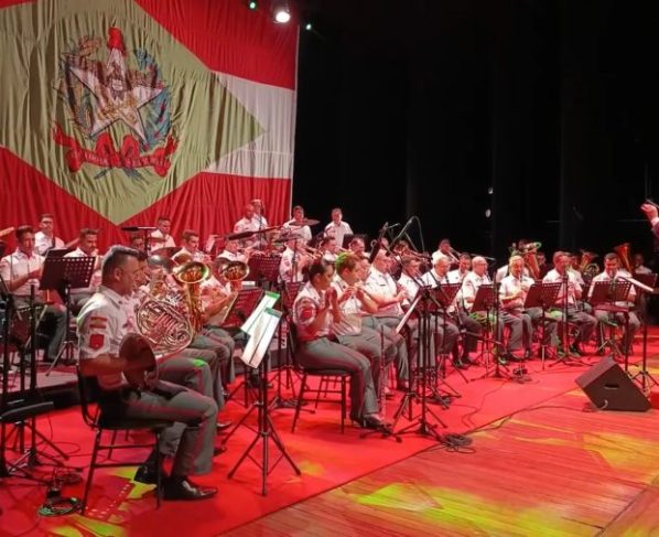 Banda dos Bombeiros faz concerto gratuito em Criciúma neste sábado (8)