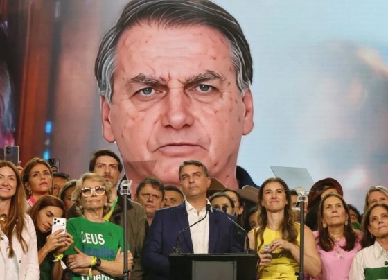 Centrão trava alianças de Flávio, que aposta em base bolsonarista