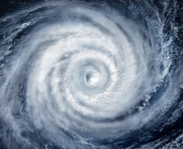 Ciclone extratropical vai atingir o Brasil com ventos de até 100 km/h