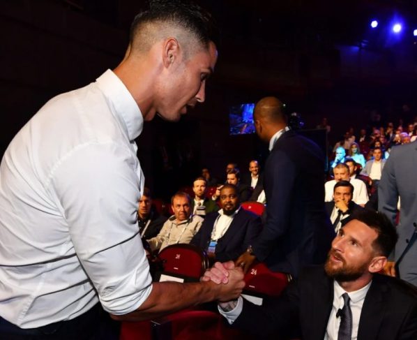 Cristiano Ronaldo apoia Messi em desabafo sobre morte do pai