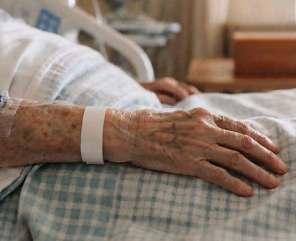 Decretada prisão preventiva de investigado por tentativa de feminicídio contra a mãe, em Caxias do Sul