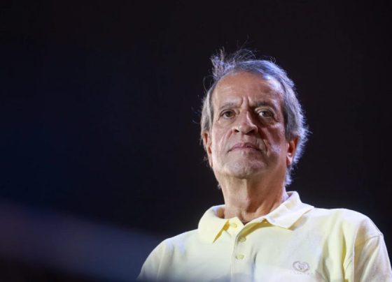 Em convenção do PL-DF, Valdemar puxa coro com números de Michelle e Bia Kicis