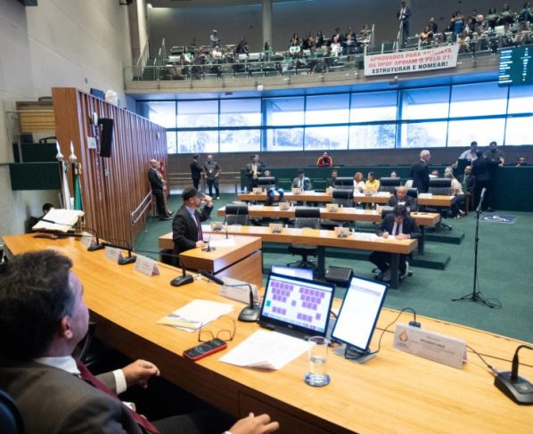 Em meio à campanha eleitoral, falta de quórum trava votações de projetos na Câmara Legislativa do DF