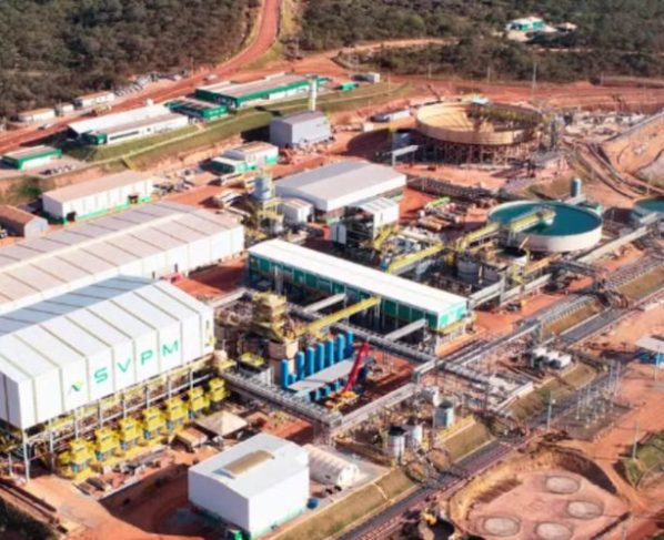 EUA negociam compra de mineradora de terras raras em Goiás