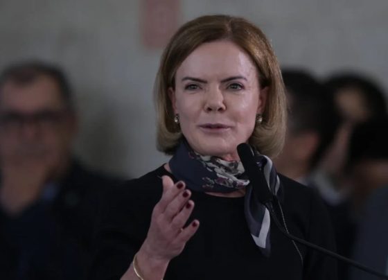 Gleisi defende Janja após deputada do PL acionar MPF por caso Discord