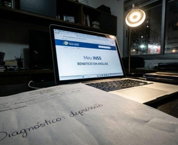 Homem apresentou um laudo de depressão achando que o INSS seria obrigado a afastá-lo, mas durante a análise descobriu que o diagnóstico sozinho não decide quem recebe o benefício