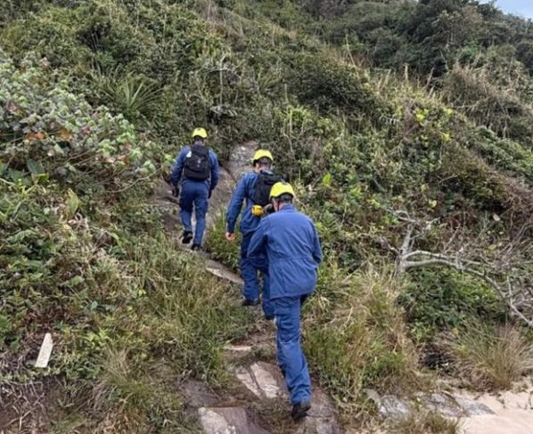 Homem de 42 anos sai para pescar e desaparece na Praia Brava em Florianópolis