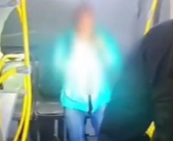 Homem de 53 anos é preso por ato obsceno dentro de ônibus em Florianópolis