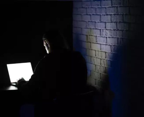 Homem é condenado a mais de 50 anos de prisão por estupro virtual de adolescentes na região central do Rio Grande do Sul