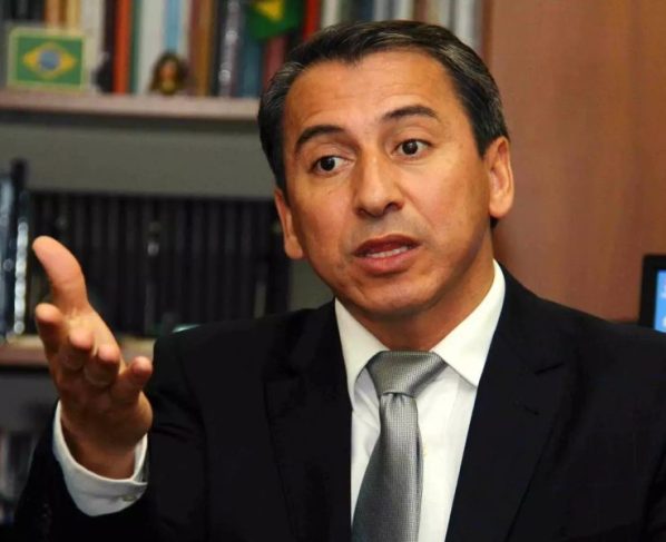 Justiça Eleitoral cassa os mandatos do prefeito, do vice e de vereador de Arroio do Sal, no litoral gaúcho