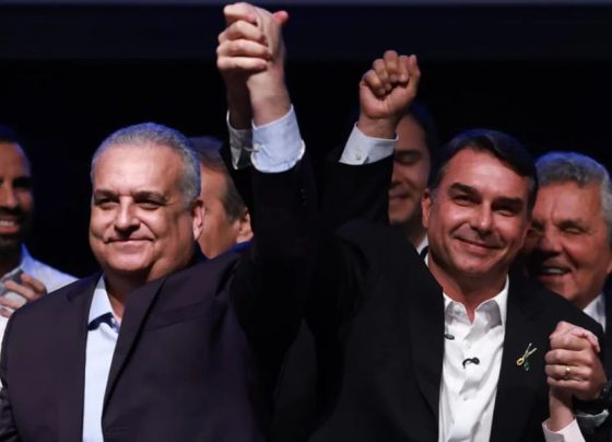 Michelle celebra vice de Flávio: "Que chapa possa ser vitoriosa"