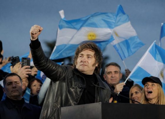 Milei e onda azul na América do Sul desafiam liderança regional de Lula