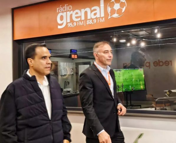 Ministro do Turismo visita Rede Pampa e anuncia crédito para setor em Estrela