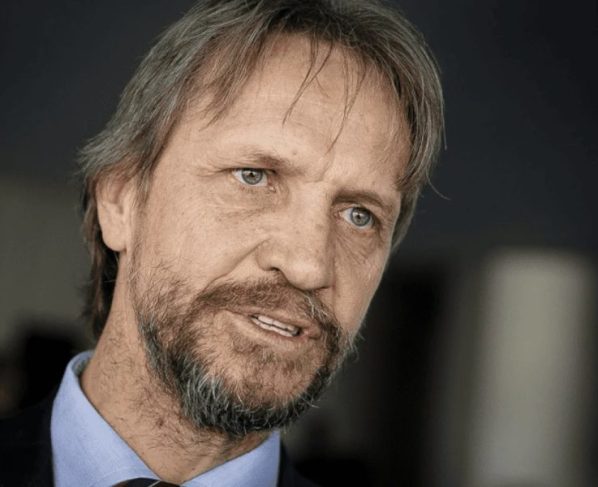 Motta cancela sessão após líder do PT passar mal na Câmara