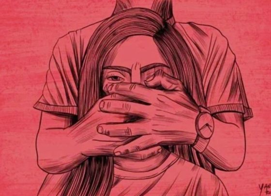 Mulher é demitida por faltar ao trabalho para fugir de ameaças do ex