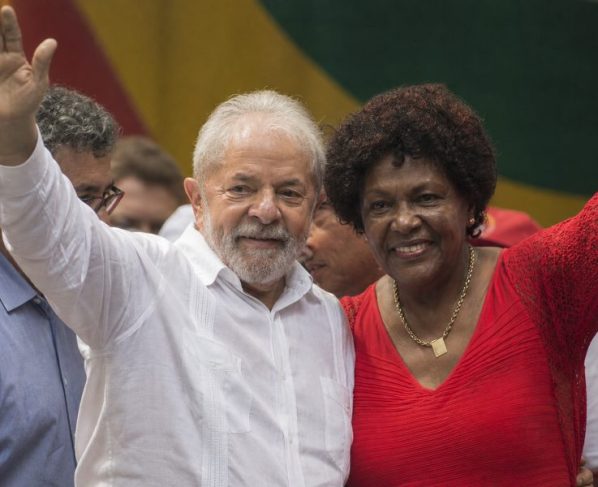 No Rio, movimentos populares realizam encontro para marcar apoio a Lula e Benedita da Silva