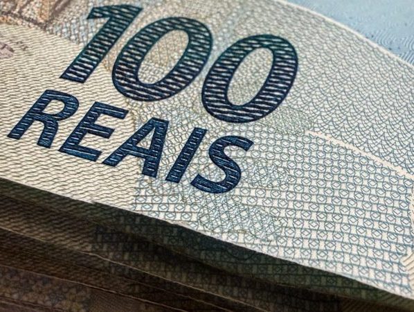 Orçamento de 2027 tem estimativa de superávit de R$ 83,4 bilhões