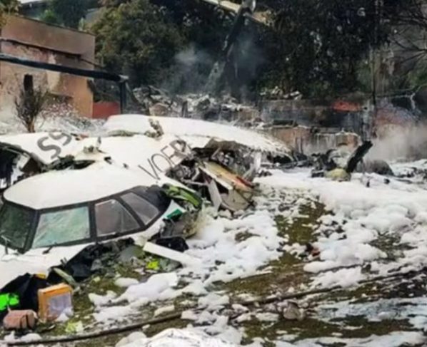 PF indicia 16 pessoas por queda de avião da Voepass