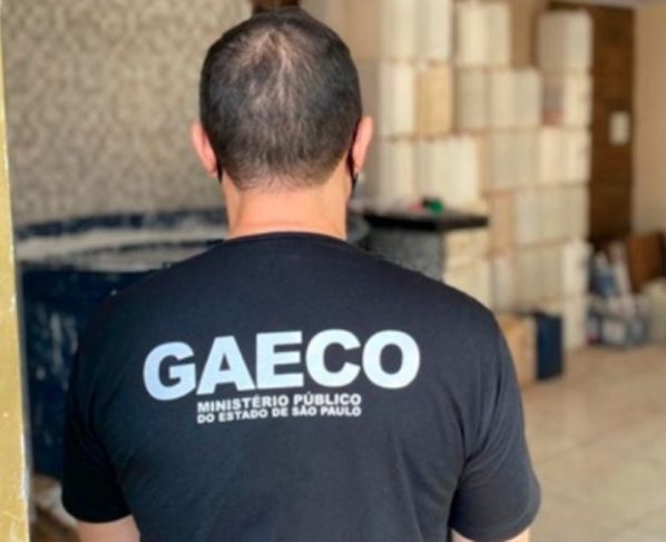 Policiais e advogado são alvo de operação do MPSP por suspeita de extorsão