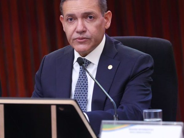 Presidente do TSE conclama eleitores a comparecerem às urnas