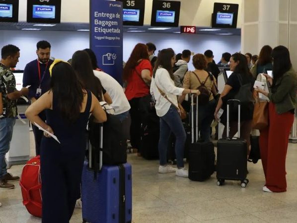 Santos Dumont opera normalmente, após 13 voos cancelados nesta sexta