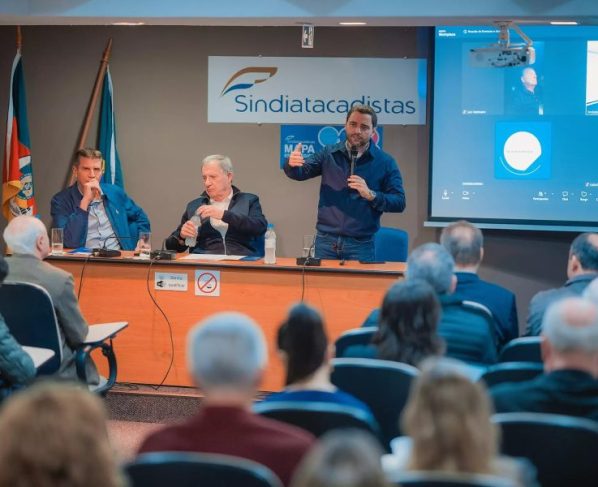 Sindiatacadistas RS debate competitividade logística do Estado