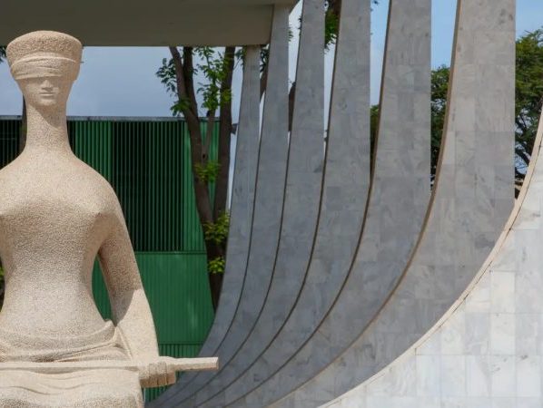 STF marca para setembro retomada do julgamento da Lei da Ficha Limpa