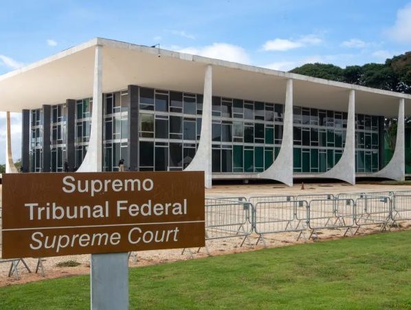 STF suspende julgamento de lei que proíbe jogos de azar