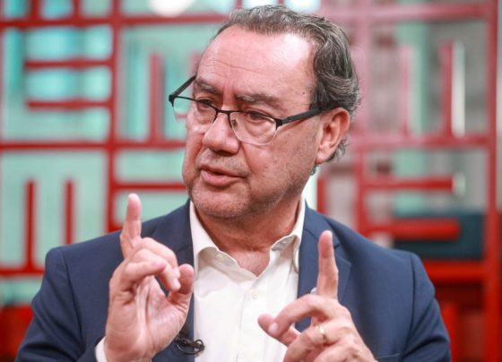 Após surpreender em pesquisas, Augusto Cury tem evento em BH, nesta terça