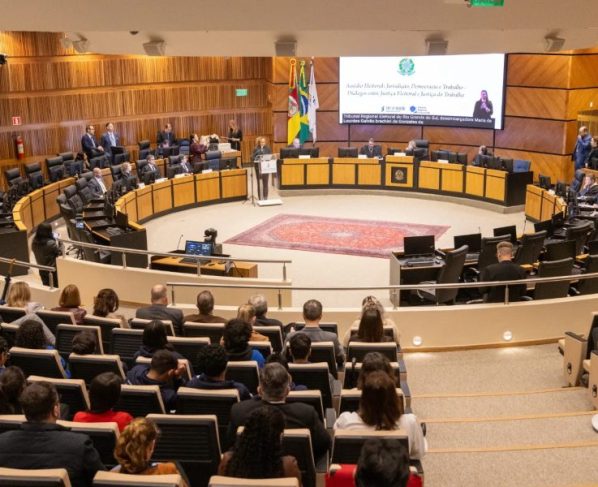Cooperação entre tribunais reforça combate ao assédio eleitoral no RS