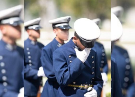 Foto com marido: ataques homofóbicos a cabo levam 10 à Justiça Militar