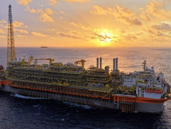 Petrobras aprova adesão à subvenção ao óleo diesel