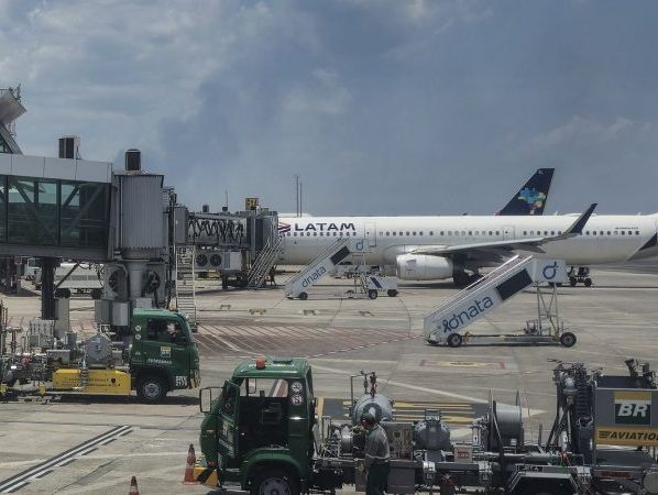 Petrobras reajusta preço médio do querosene de aviação em 13,9%