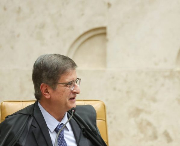 PGR apura possível interferência em relatório da PF sobre Moraes e Vorcaro