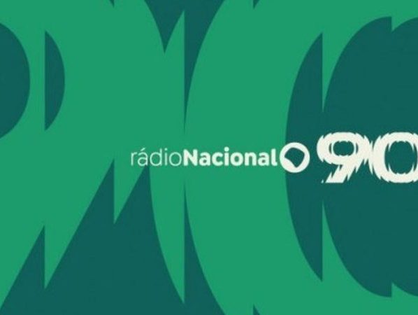 Rádio Nacional celebra 90 anos com transmissões de momentos marcantes