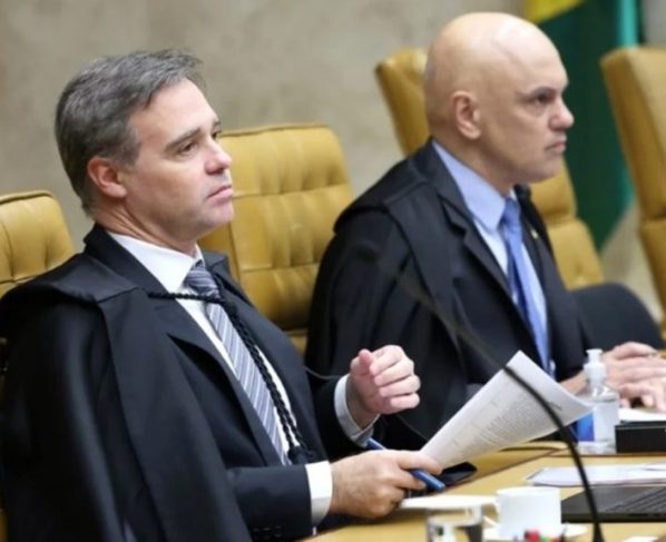 Togas nas urnas (por Mary Zaidan)