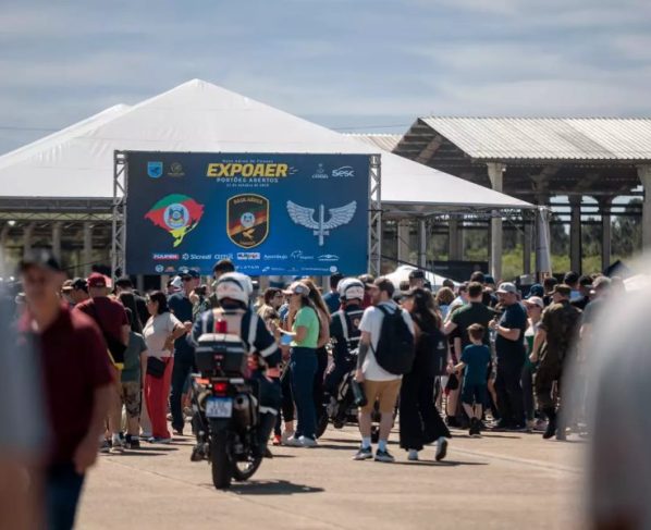 Caça, supercarro e tecnologia: EXPOAER abre os portões da Base Aérea de Canoas neste Dia da Criança