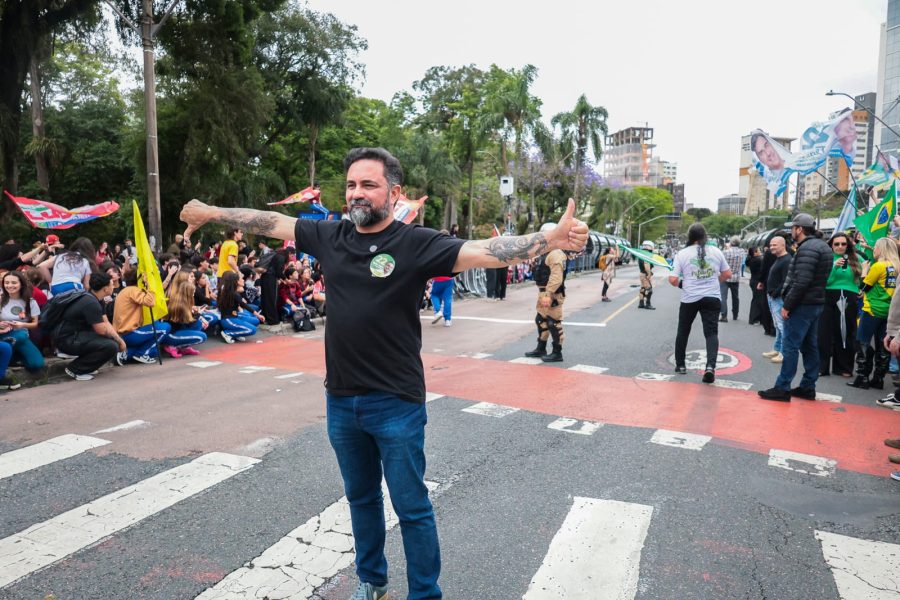 Câmara de Curitiba normalizou ataques da extrema direita a estudantes e professores