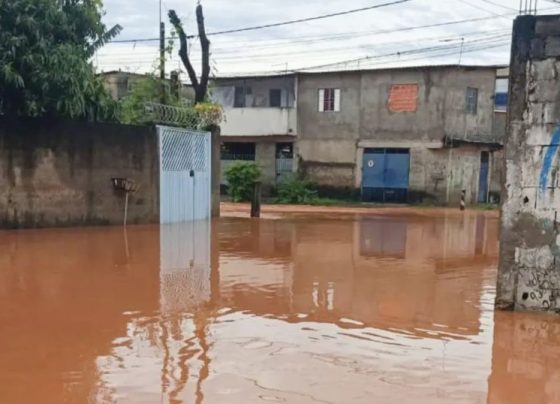Chuva altera local de votação em Itapevi, no interior paulista