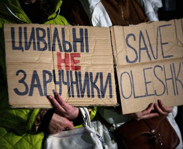 Começa trégua humanitária em Oleshky, cidade ucraniana ocupada pela Rússia
