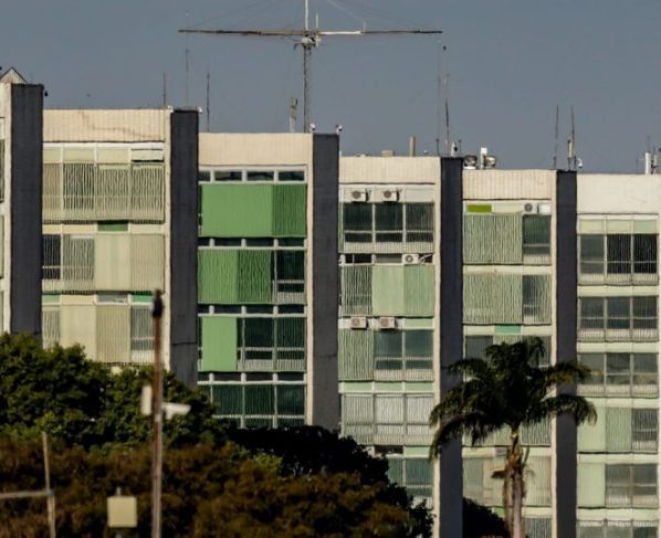 Contas do governo têm superávit de R$ 4,8 bilhões em setembro