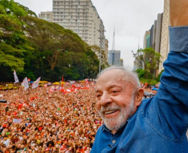 Corregedor do TSE derruba decisão de Nunes Marques e mantém canal ‘Exército do Lula’