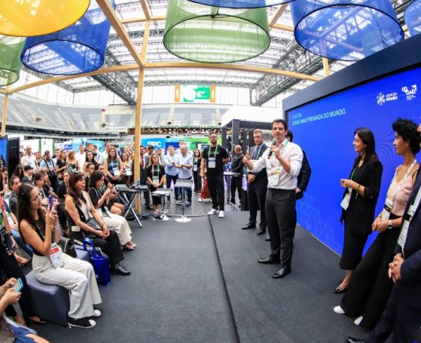 Curitiba manda sua maior delegação a Barcelona para participar da Smart City