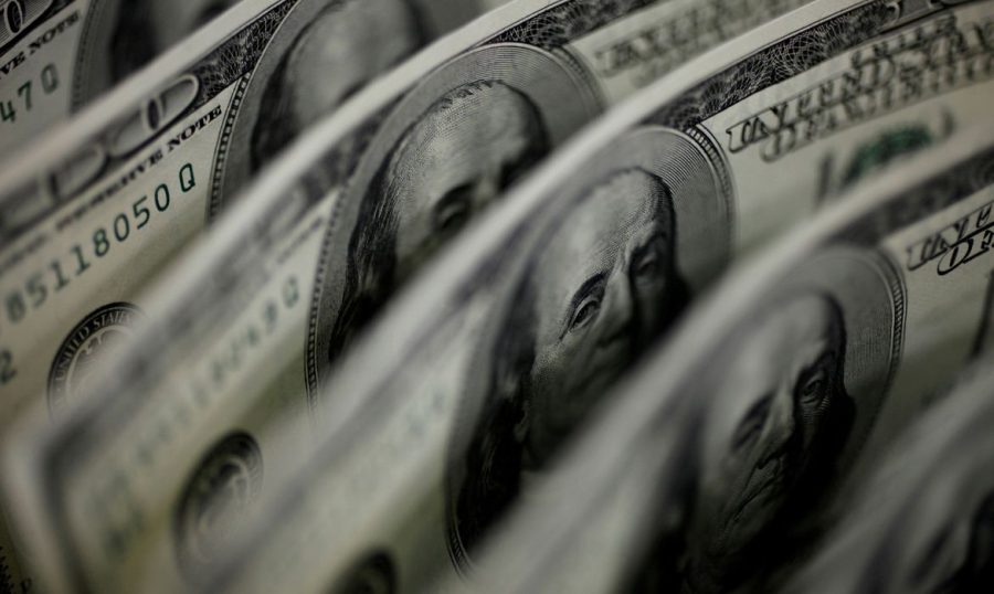 Dólar sobe 8,21%, e bolsa cai 13,88% após reeleição de Lula
